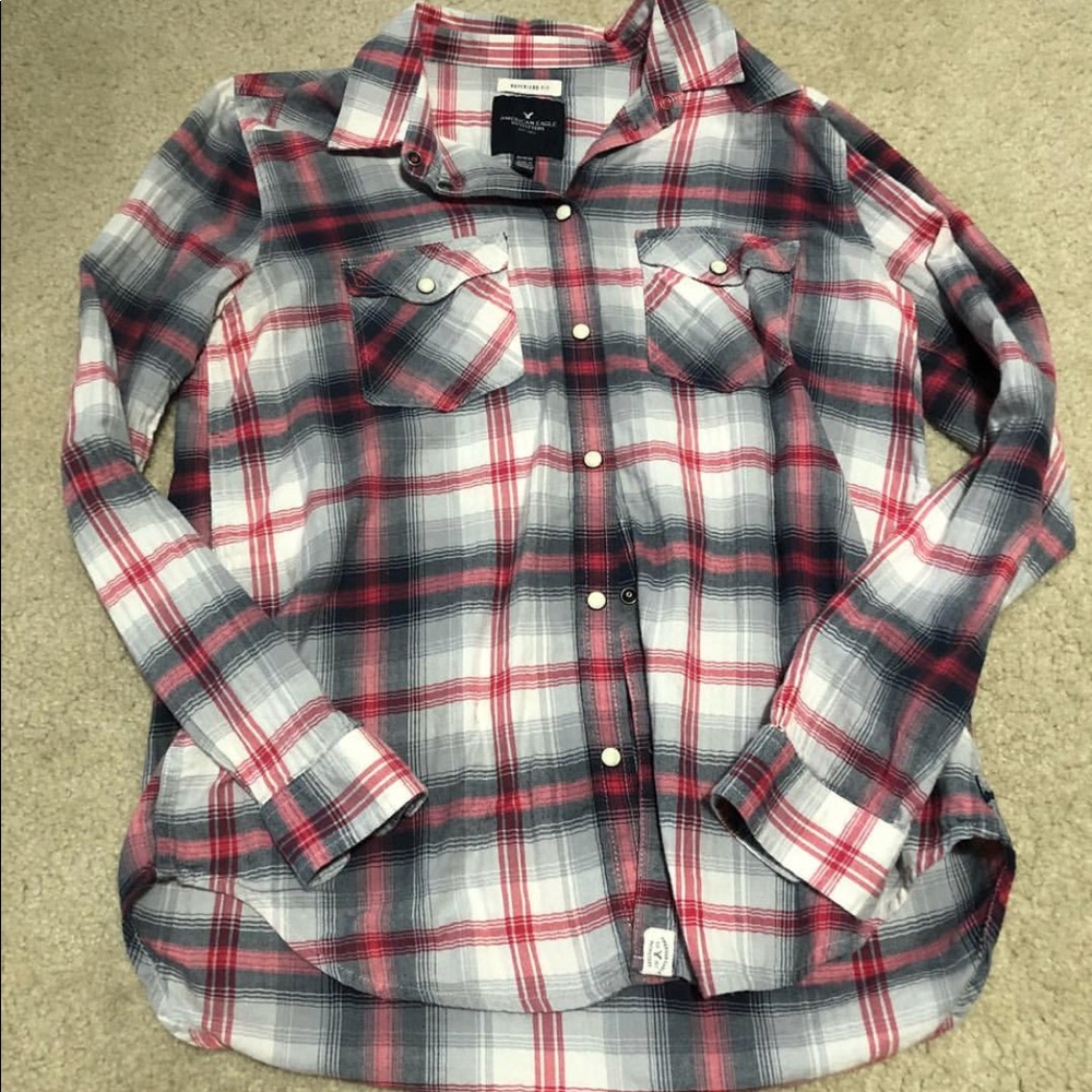 Plaid shirt, button up. Love this!